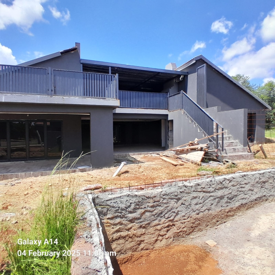 5 Bedroom Property for Sale in Buffelspoort Eco Estate North West